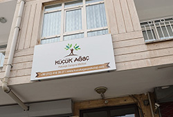 küçük ağaç